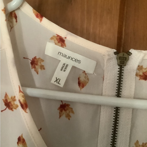 Fall blouse by Maurices LNC - Picture 4 of 4